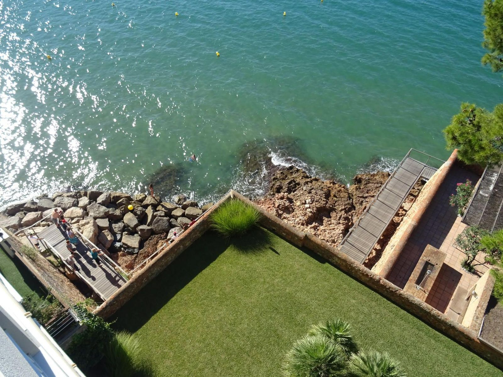 Flat in front of the sea in Brussel-les Street, in Playa dels Pilons/Capellanes in Salou