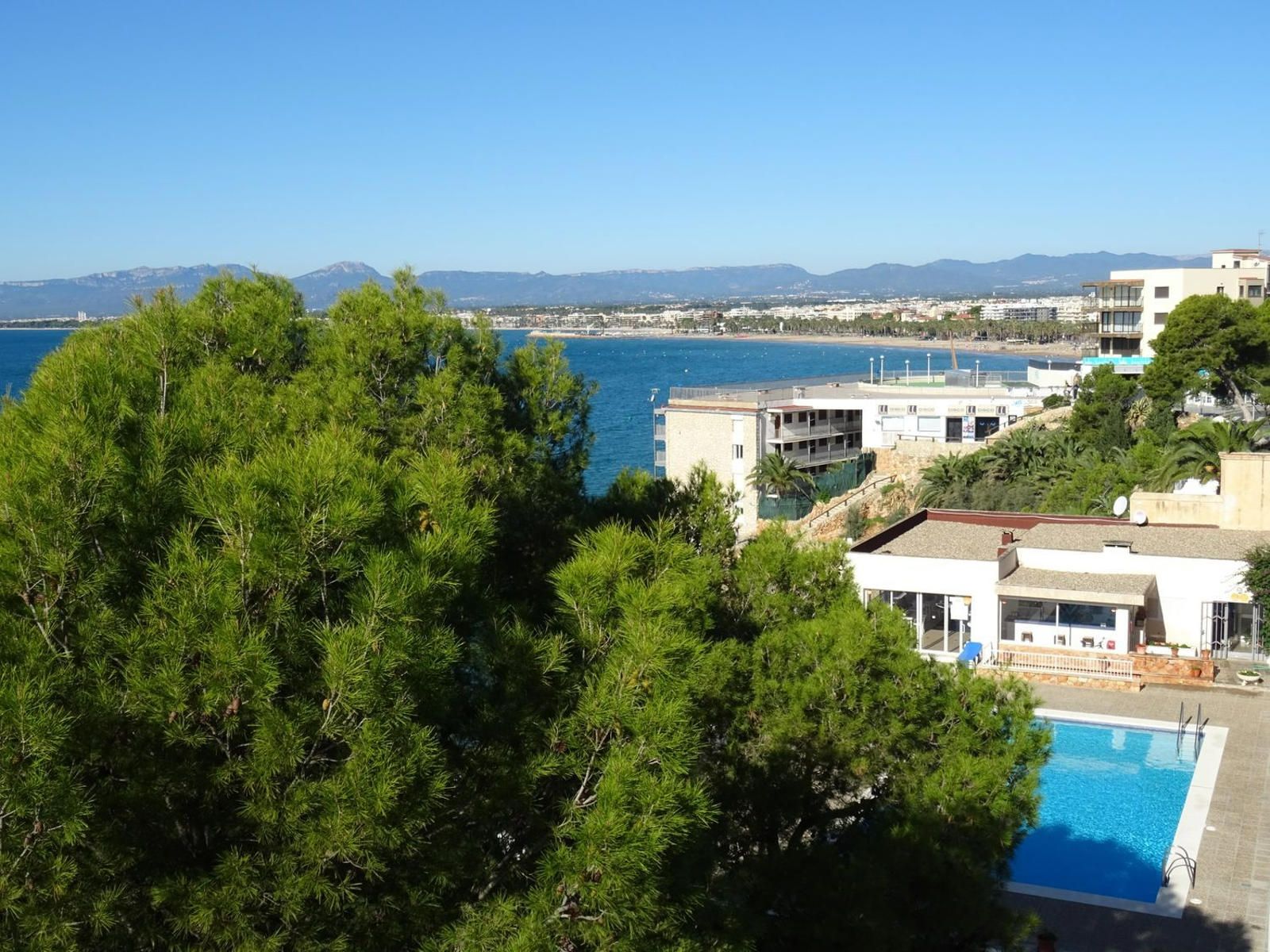 Flat in front of the sea in Brussel-les Street, in Playa dels Pilons/Capellanes in Salou