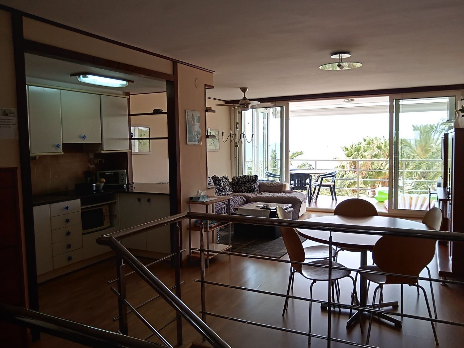 Duplex on the seafront in Calle Bruselas, in Playa de Levante, Salou