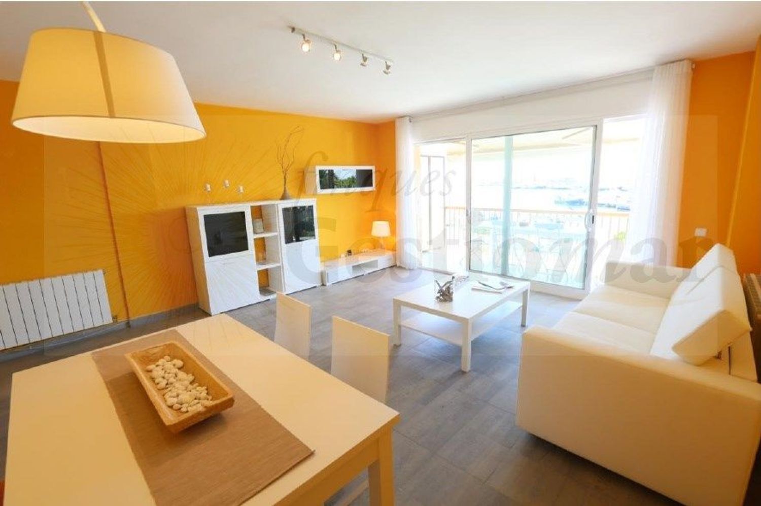 Apartment for sale, in first line of sea in paso de miramar, in Salou