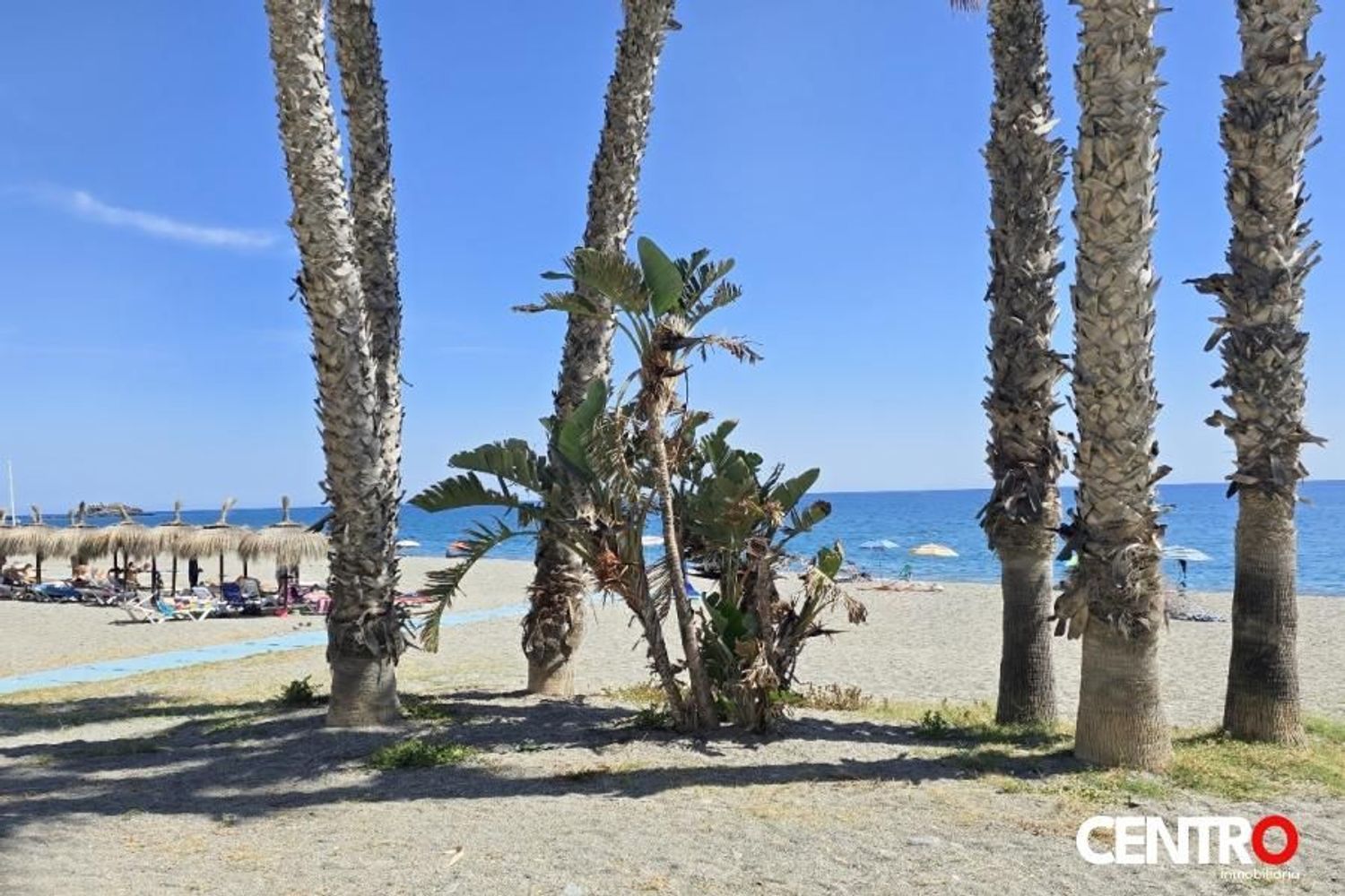 Pis en venda, a primera línia de mar a Passeig San Cristóbal, a Almuñecar.