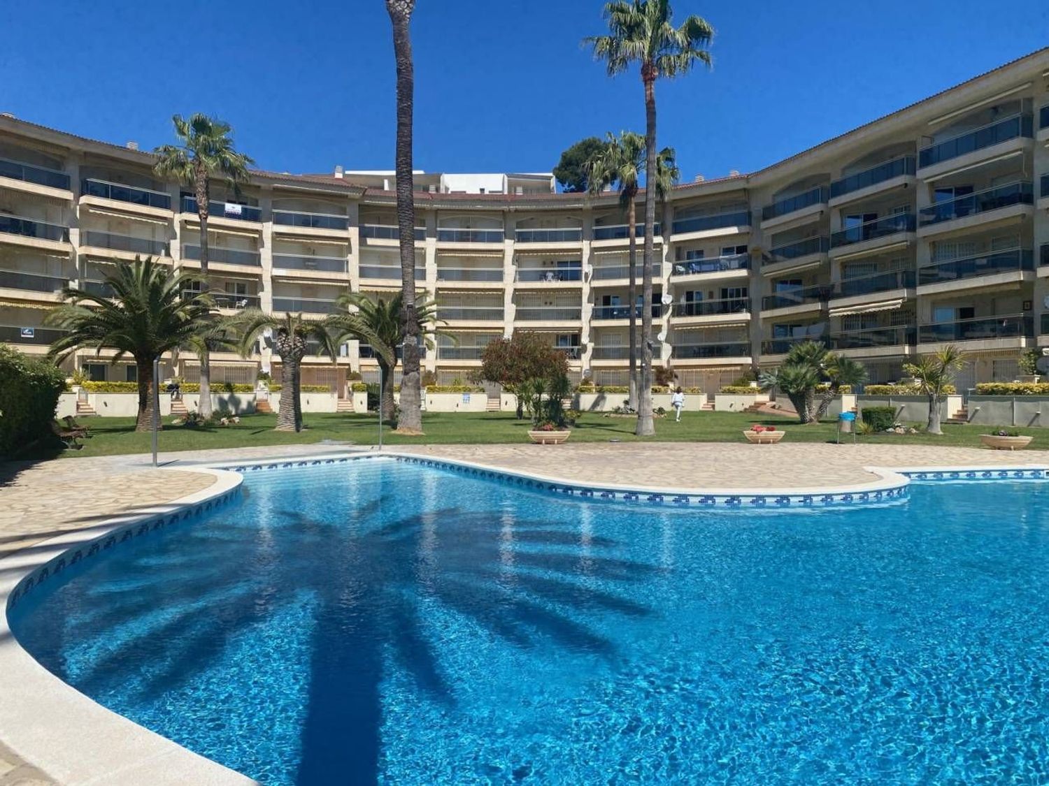 Apartment for sale, in first line of sea in Pino Alto neighborhood, in Mont-Roig del Camp