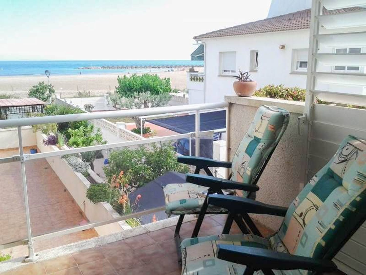 Apartment for sale, in first line of sea in cunidor district. in Cunit.