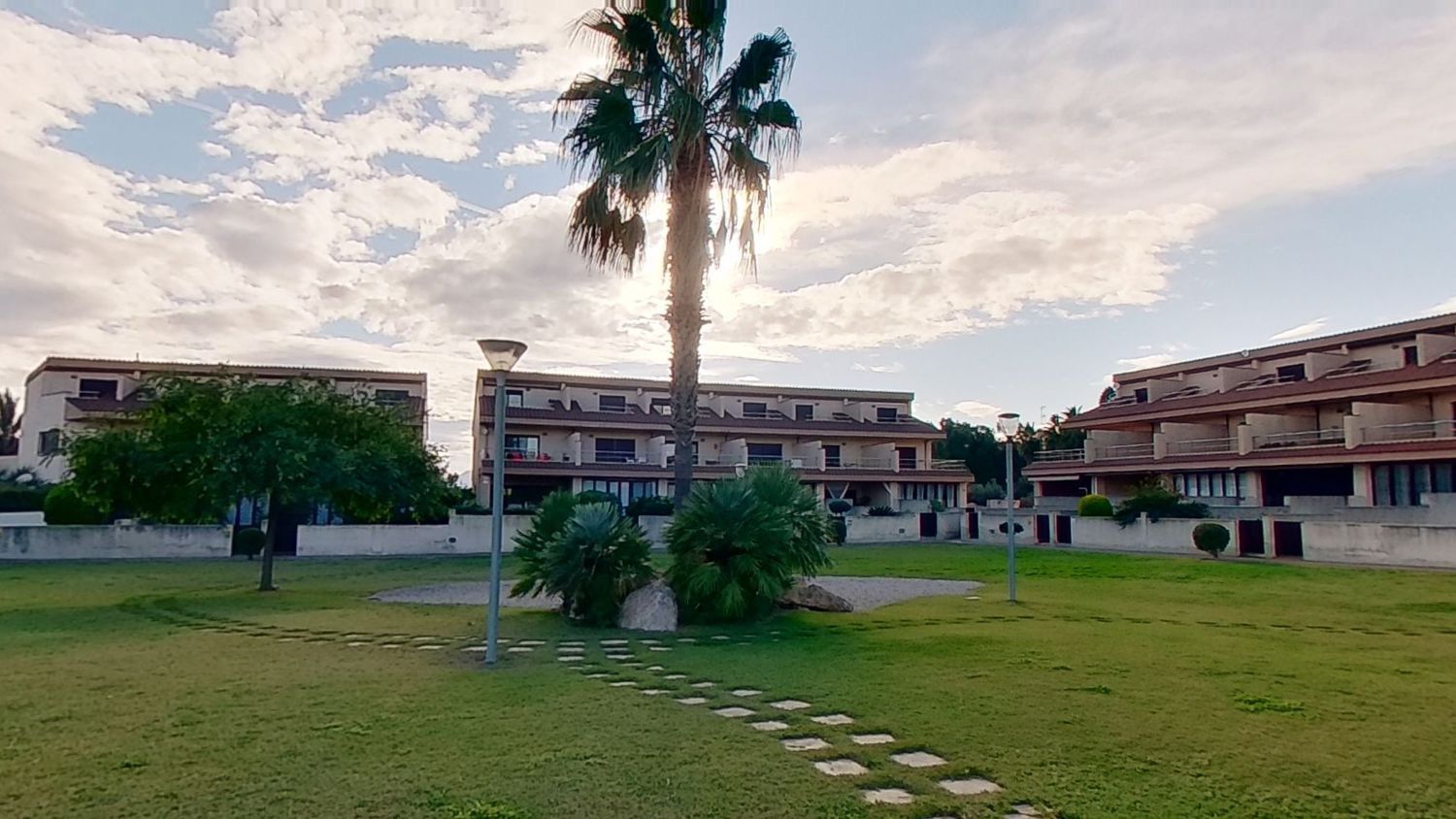 Xalet adossat en venda, a primera línia de mar a Baix Ebre, a L´ Ampolla