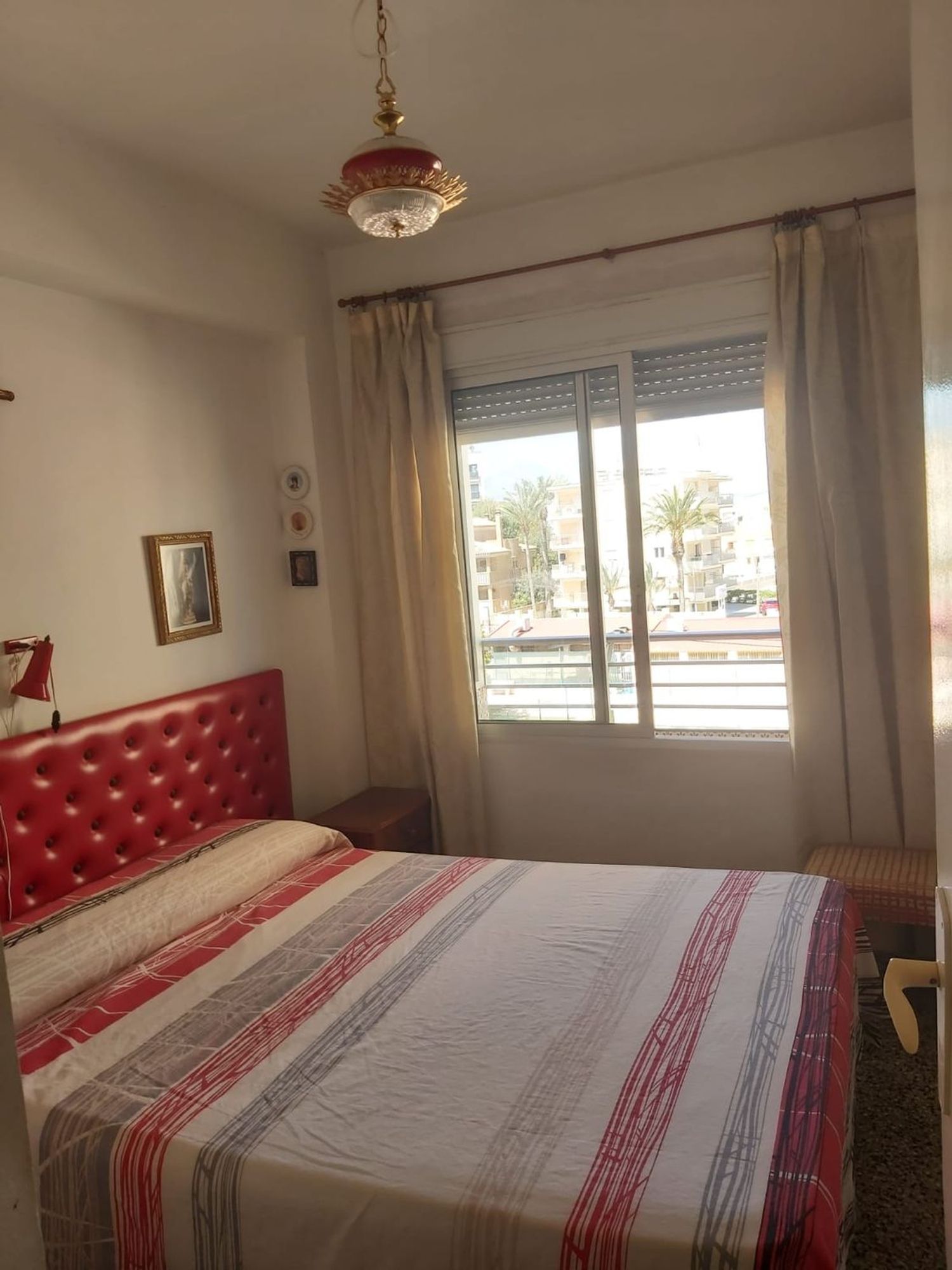 Apartment for sale, in first line of sea in Avenida Jaime, in El Campello.