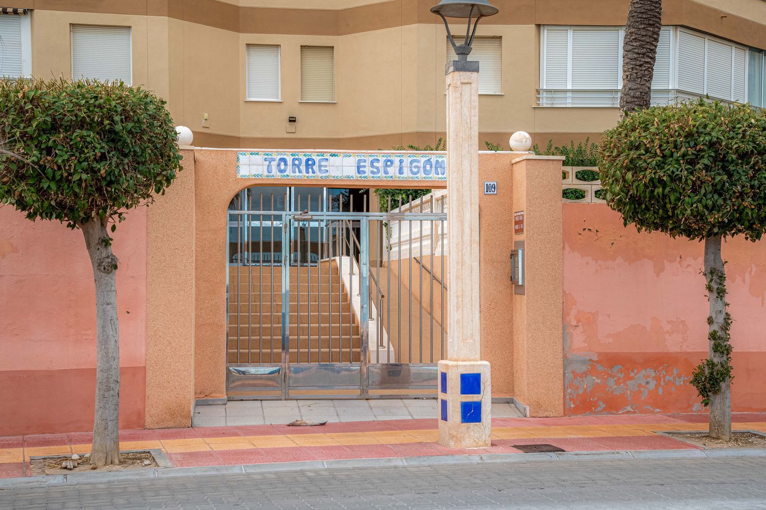 Pis en venda, a primera línia de mar al carrer Sant Vicent, al Campello.