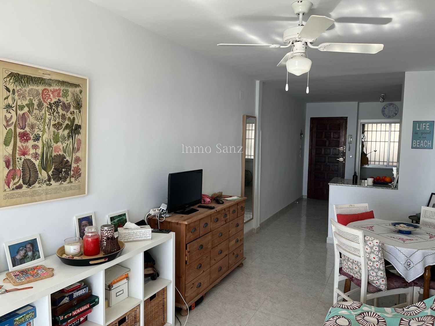 Apartamento para venda, em primeira linha de mar na rua Sant Vicent, em El Campello.