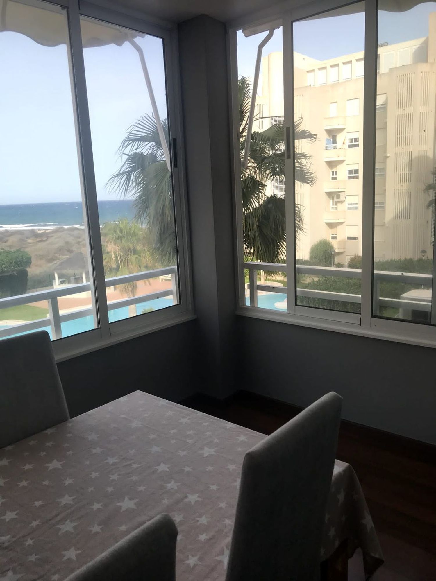 Apartamento para comprar, em primeira linha de mar na Avenida Jaime I el Conquistador, em El Campello.