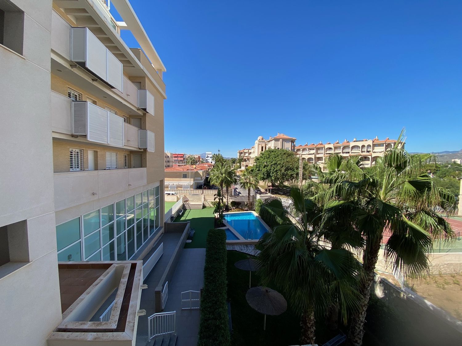 Apartment for sale, in first line of sea in Sorolla street, in El Campello.