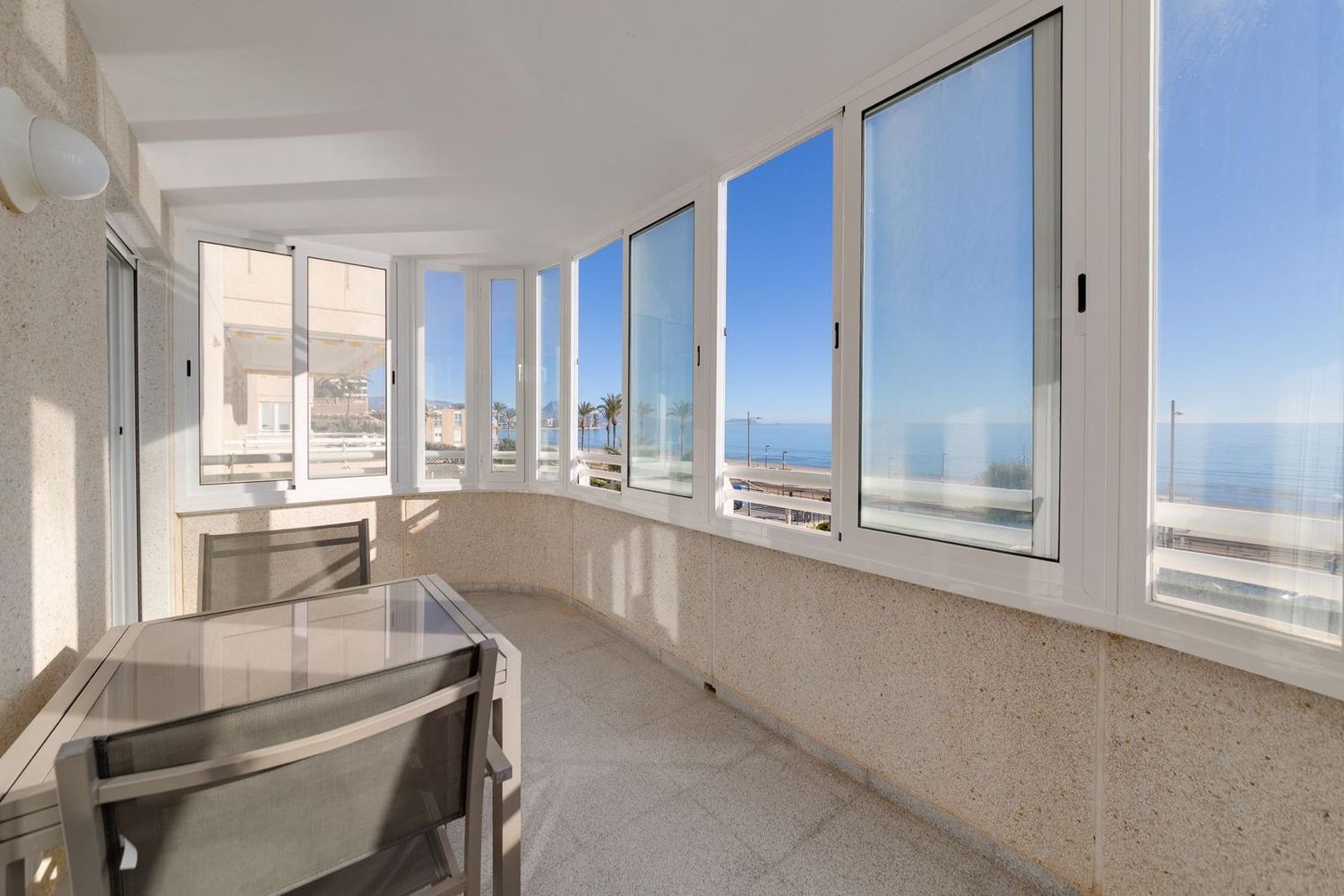 Apartment for sale, in first line of sea in Avenida Jaime I the conqueror, in El Campello.