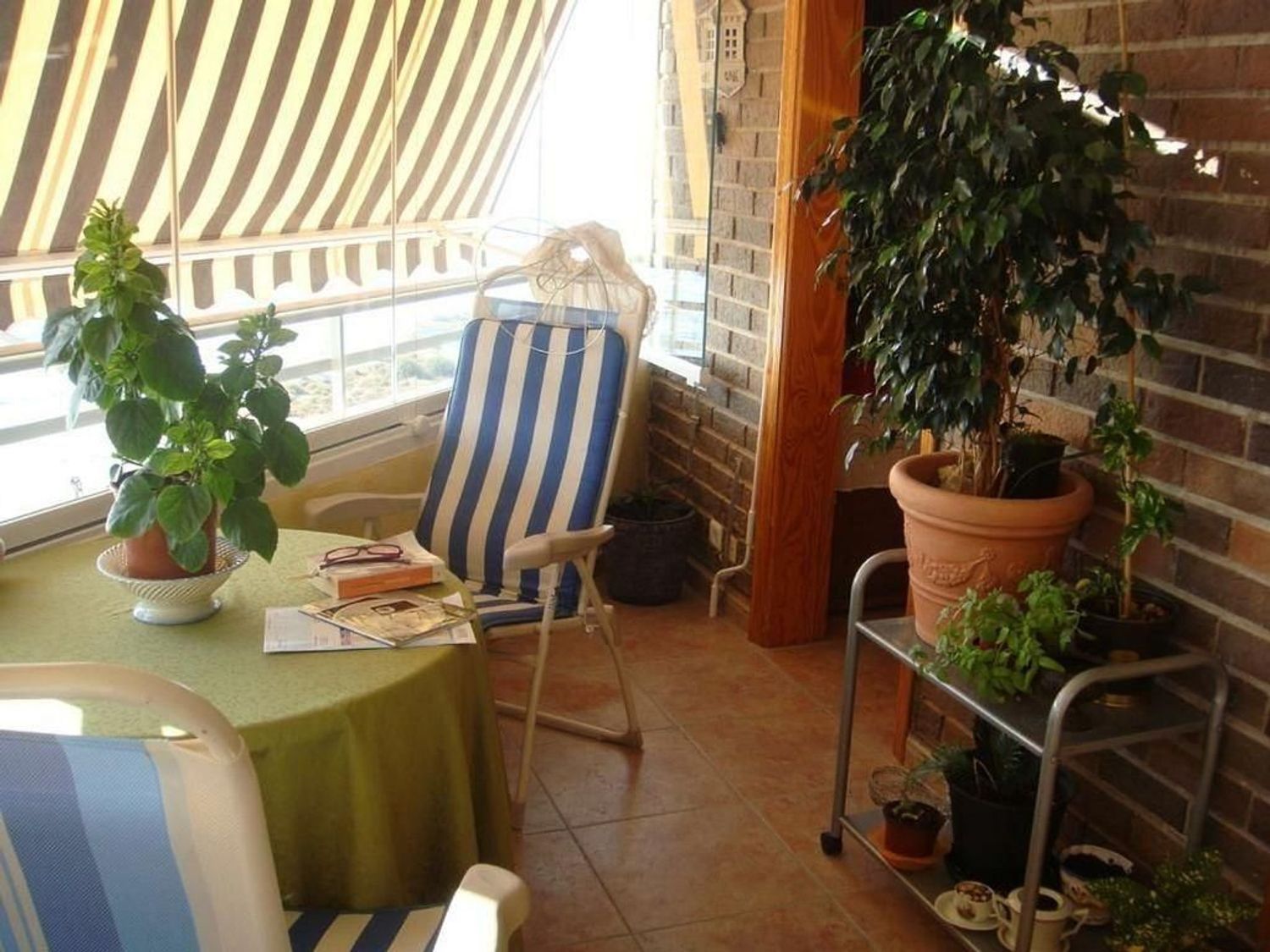 Apartment for sale, in first line of sea in Campello Playa, in El Campello.