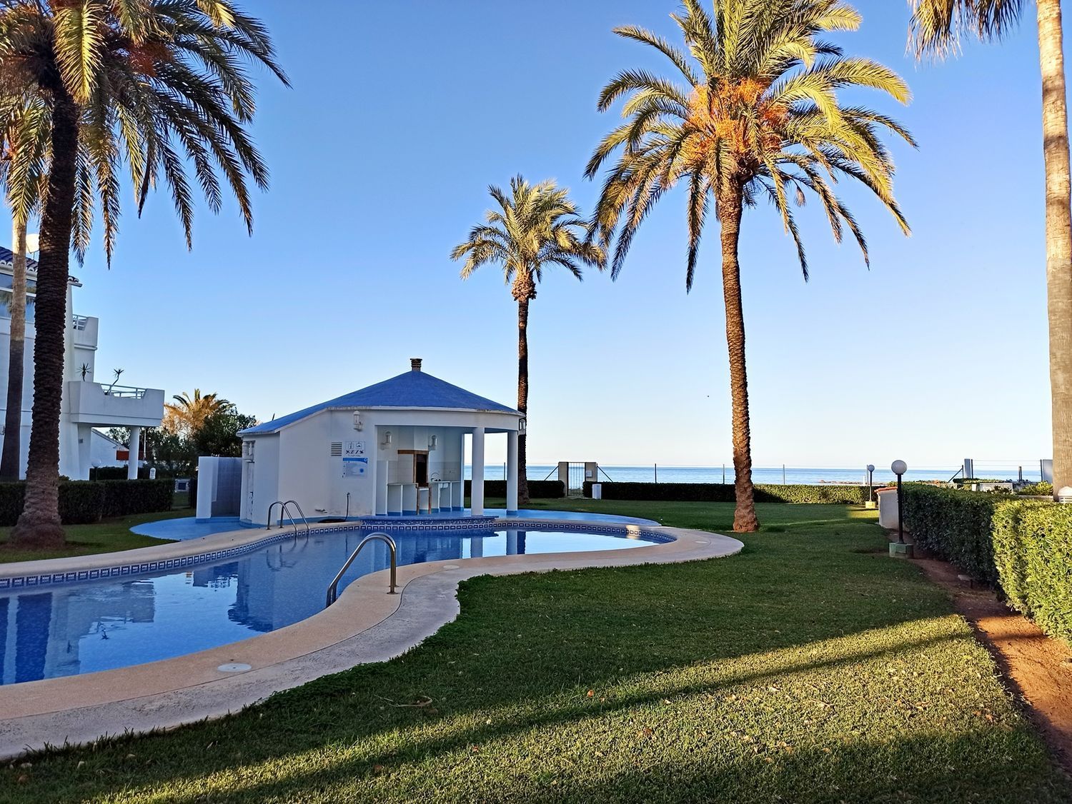 Terraced house for sale, in first line of sea in Devesses, in Denia.