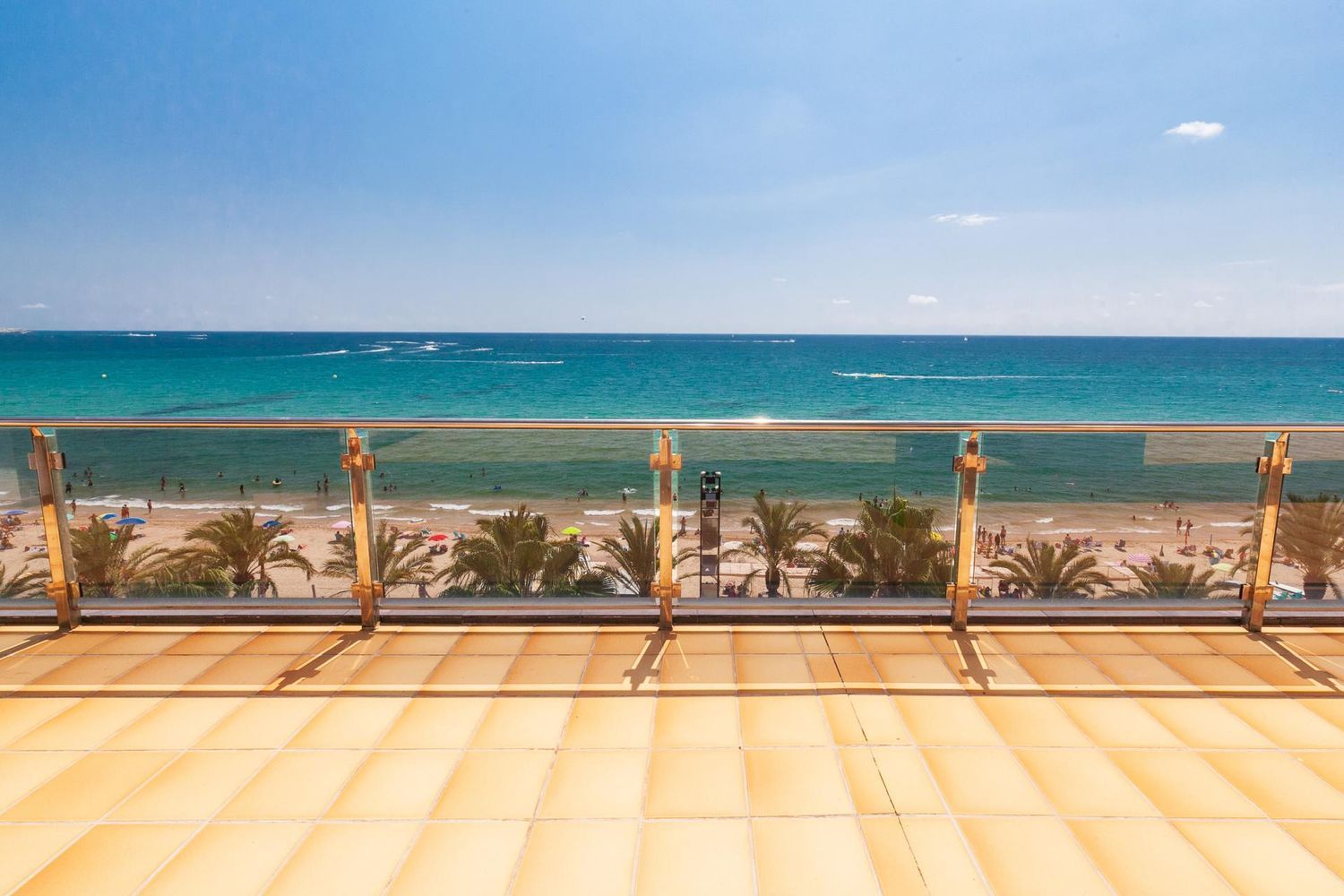 Apartment for sale, in first line of sea in Paseo de Miramar, in Salou.