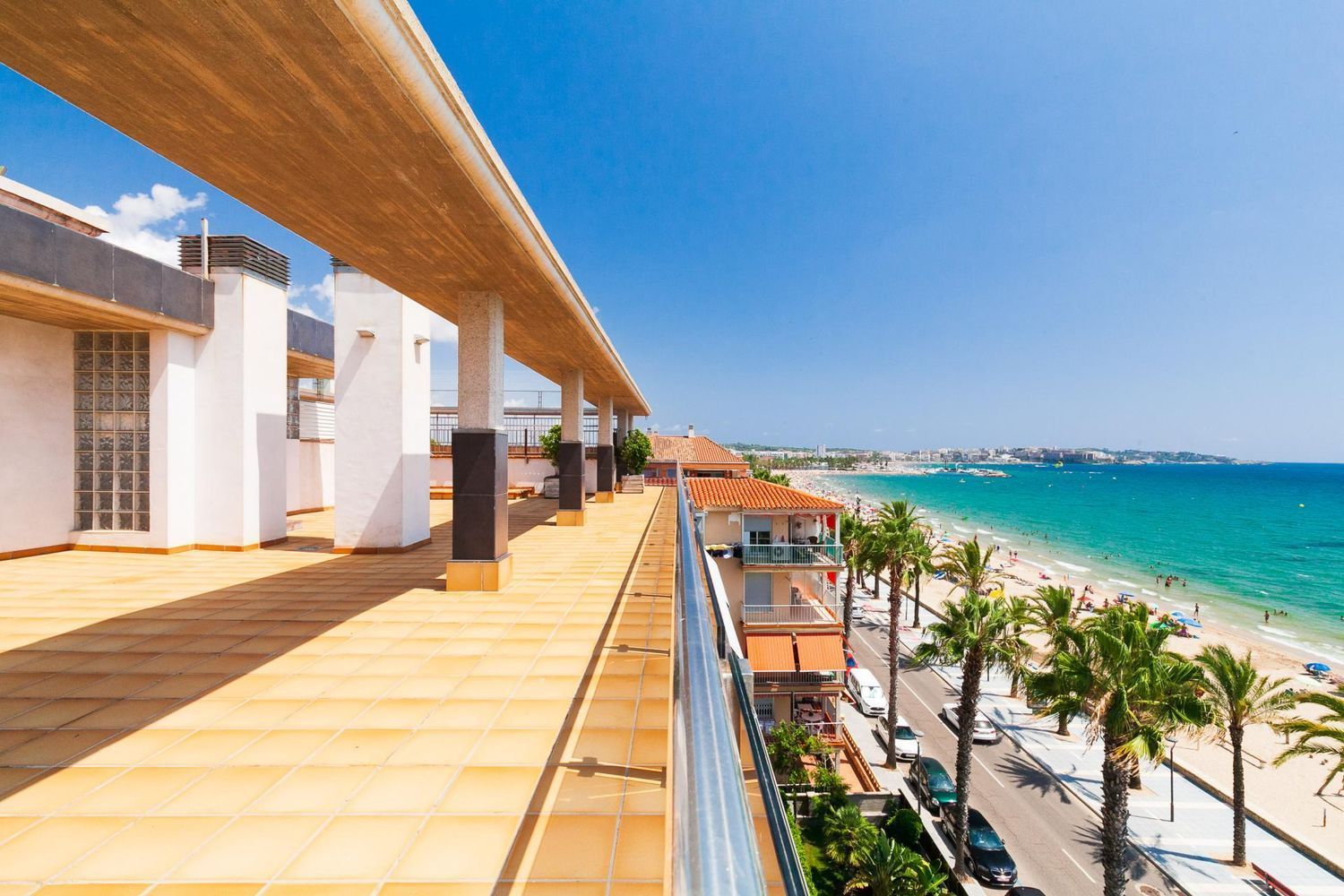 Apartment for sale, in first line of sea in Paseo de Miramar, in Salou.