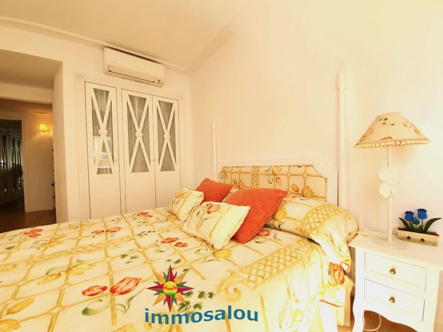 Apartment for sale, in first line of sea in Calle de Madrid, in Salou.