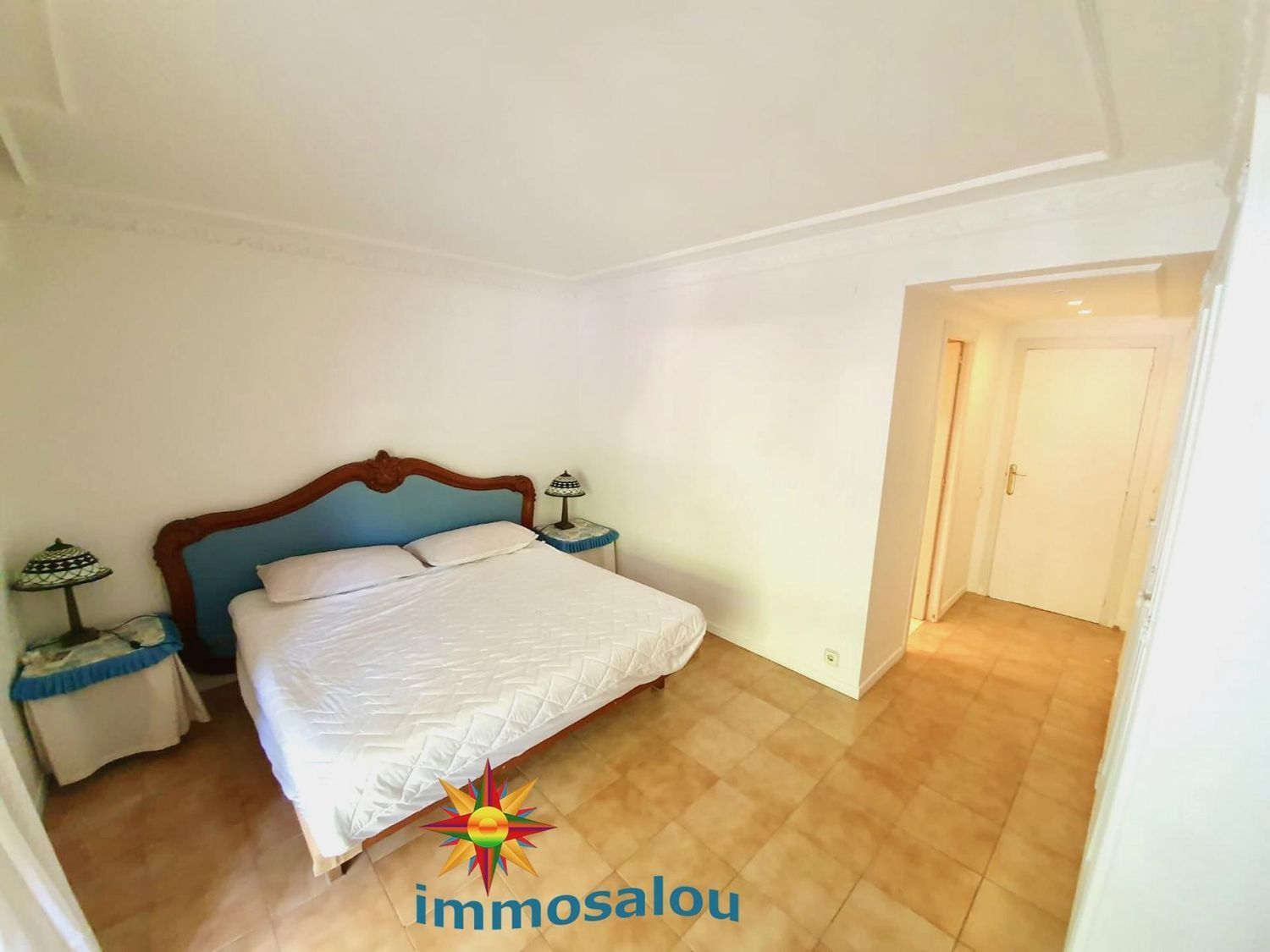 Apartment for sale, in first line of sea in Calle de Madrid, in Salou.