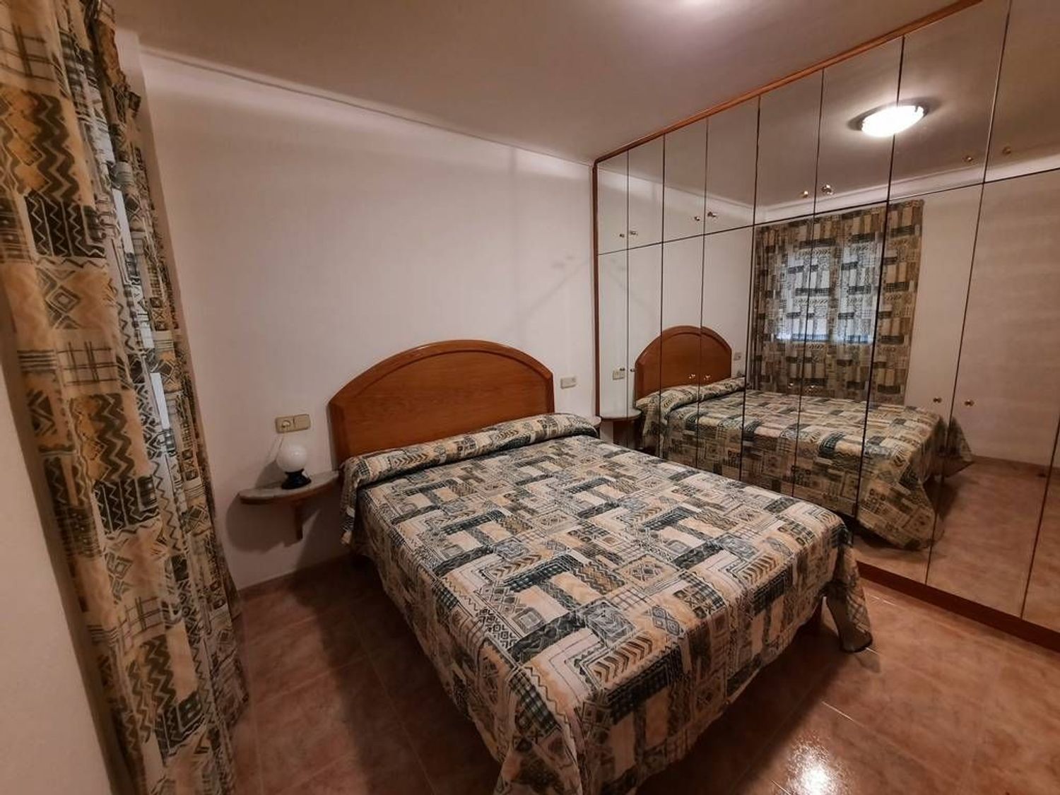 Apartamento para venda, em frente ao mar, na Plaza de Venus, em Salou.