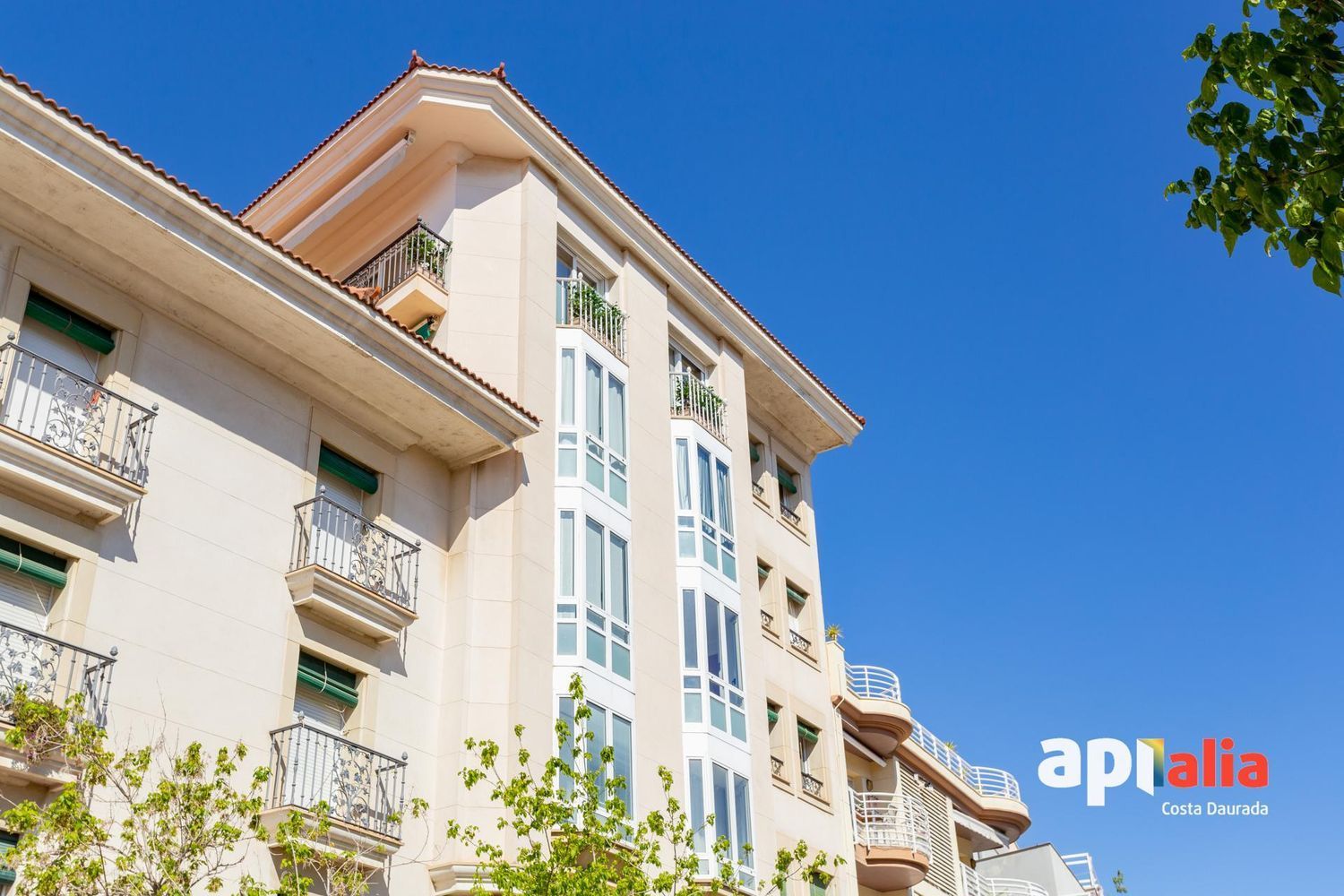 Apartamento à venda, em frente ao mar, na Rambla de Jaume, em Cambrils.