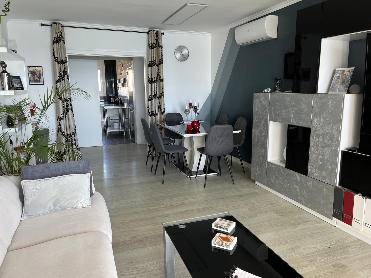 Apartamento para venda, em primeira linha de mar no Paseo maritimo, em Mont-Roig del Camp.