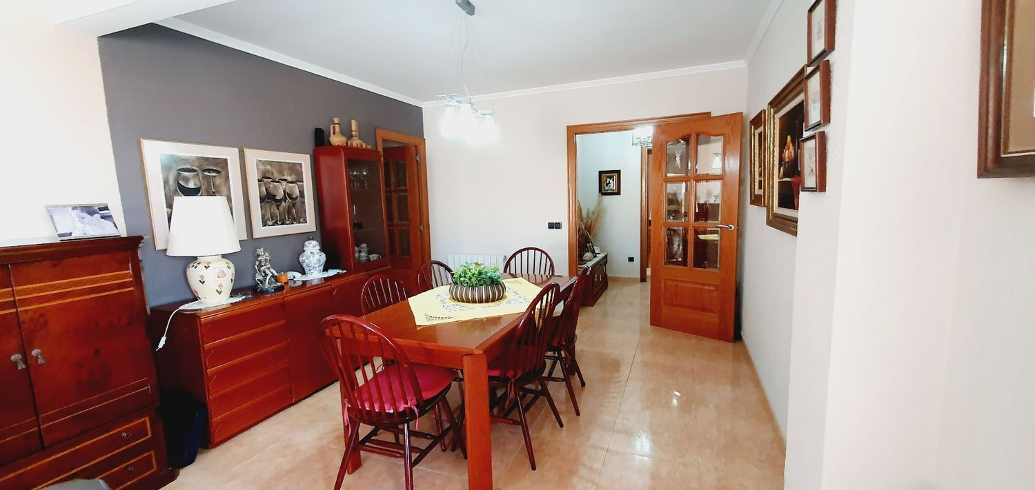 Apartment for sale, in first line of sea in Can Nicolau, in Cunit.