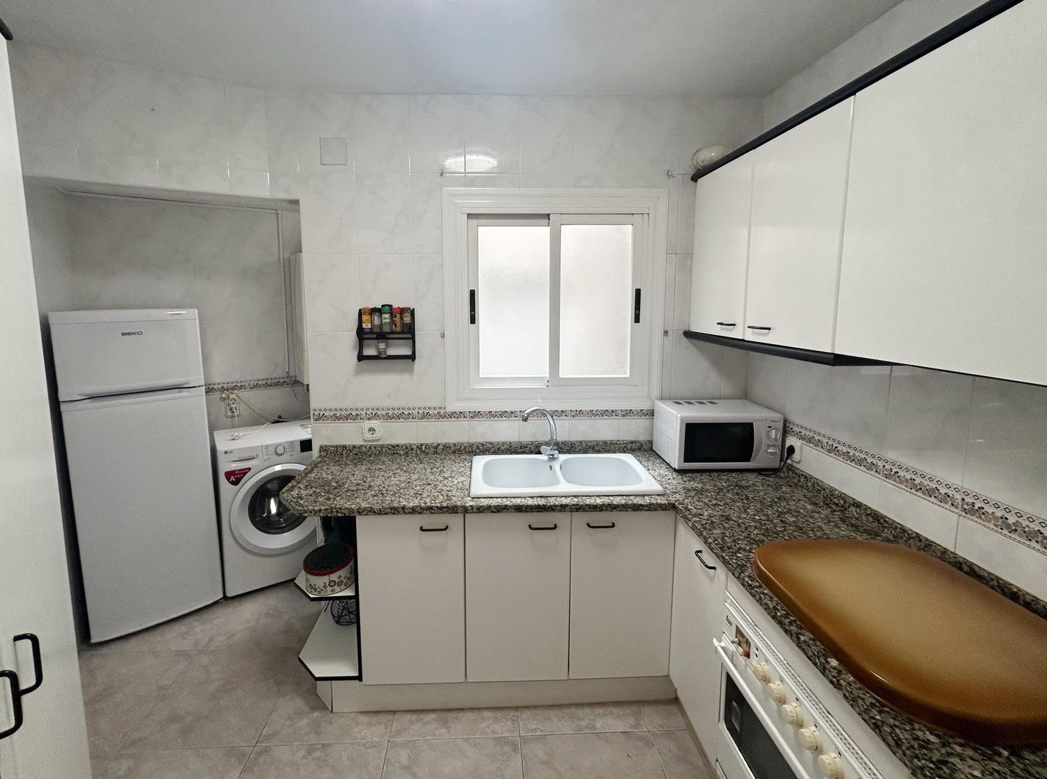 Apartamento para venda, em primeira linha de mar em Can Toni, em Cunit.