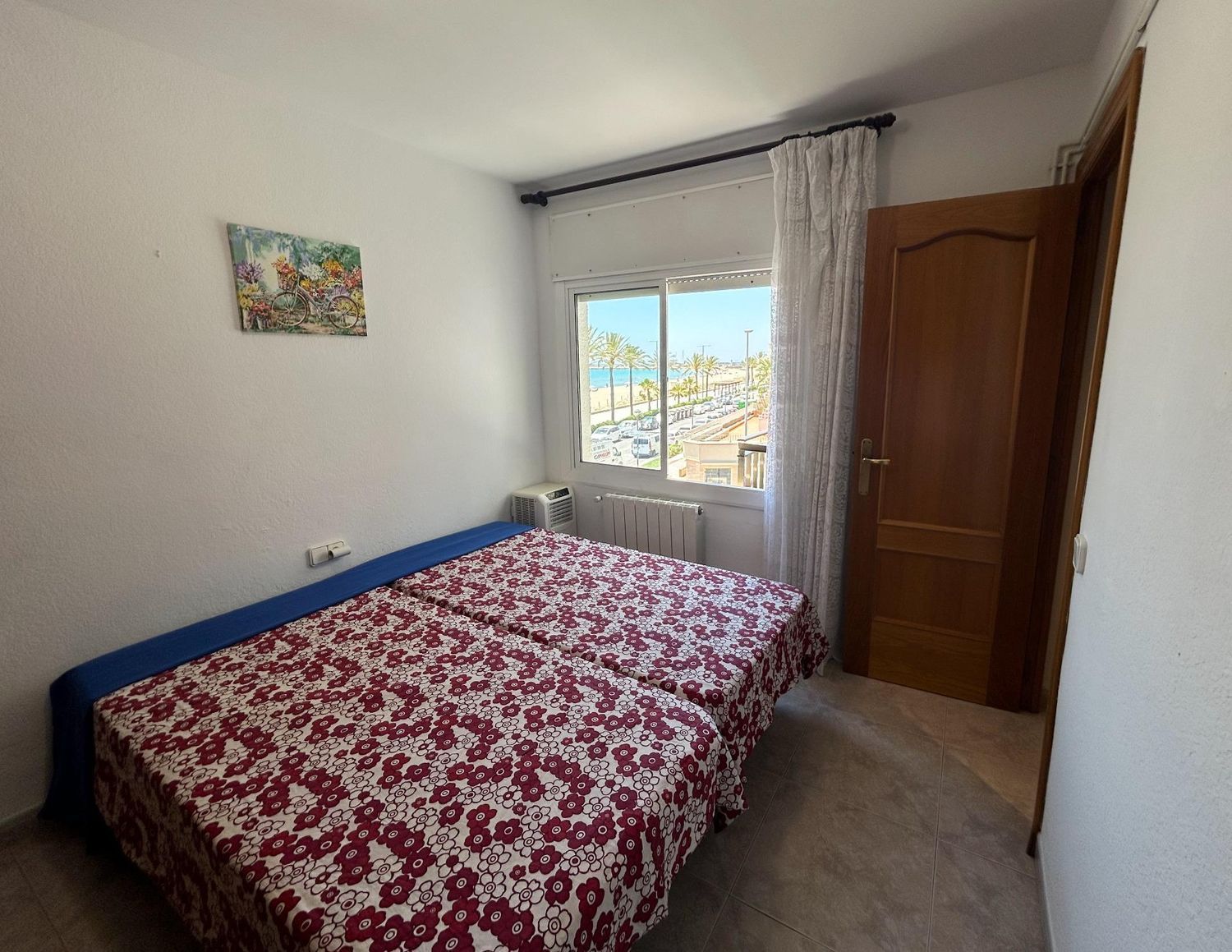 Apartamento para venda, em primeira linha de mar em Can Toni, em Cunit.