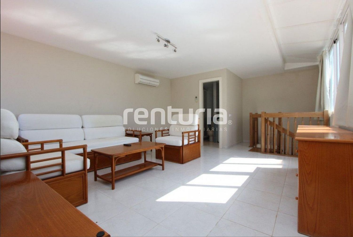 Penthouse para venda, em primeira linha de mar em Playa de la Fossa, em Calpe.