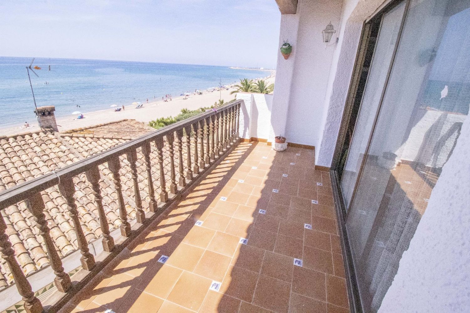 Apartment for sale, in first line of sea in Coma-Ruga, in El Vendrell.