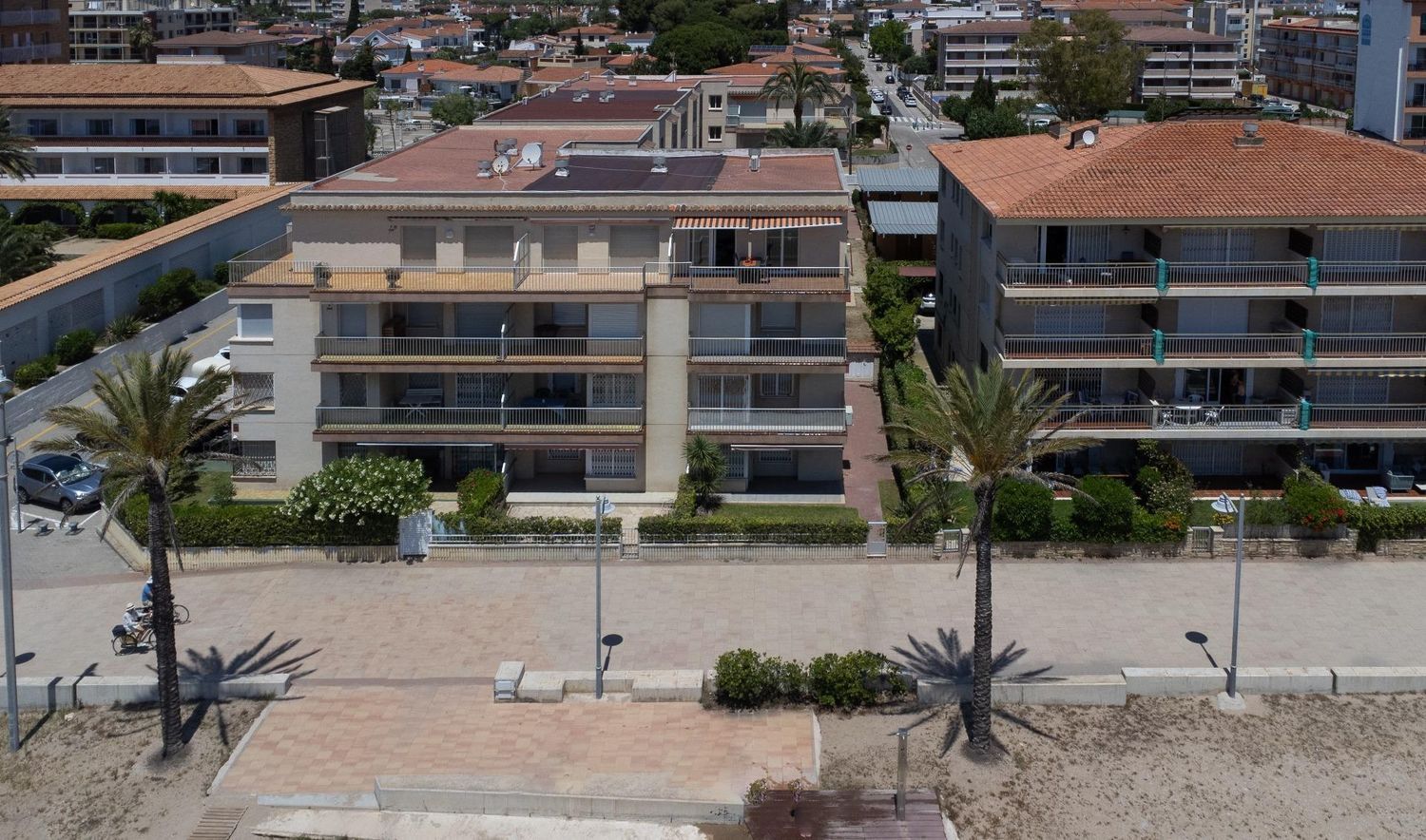 Penthouse for sale, in first line of sea in San Salvador beach, in El Vendrell.