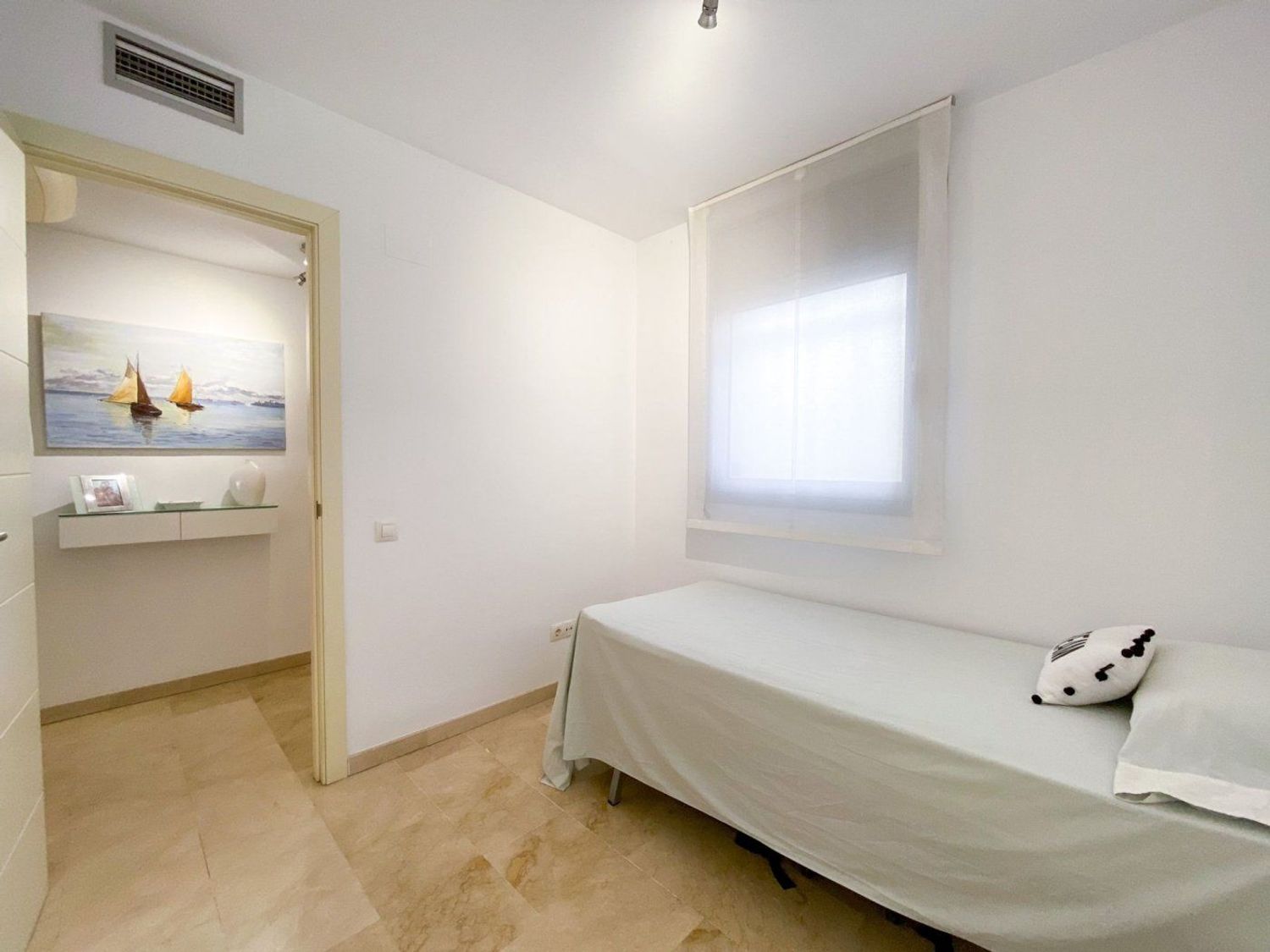 Apartamento à venda, em frente ao mar, na Plaza Pessebre, em El Vendrell.