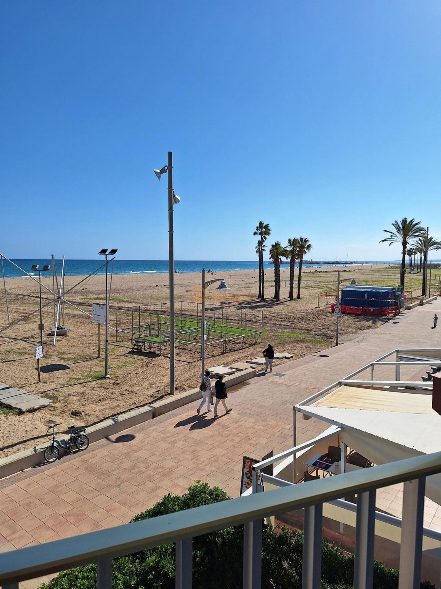 Apartment for sale, in first line of sea in Sant Salvador, in El Vendrell.