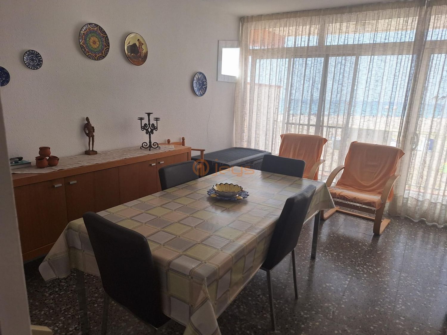 Apartamento à venda, em frente ao mar, em Sant Salvador, em El Vendrell.