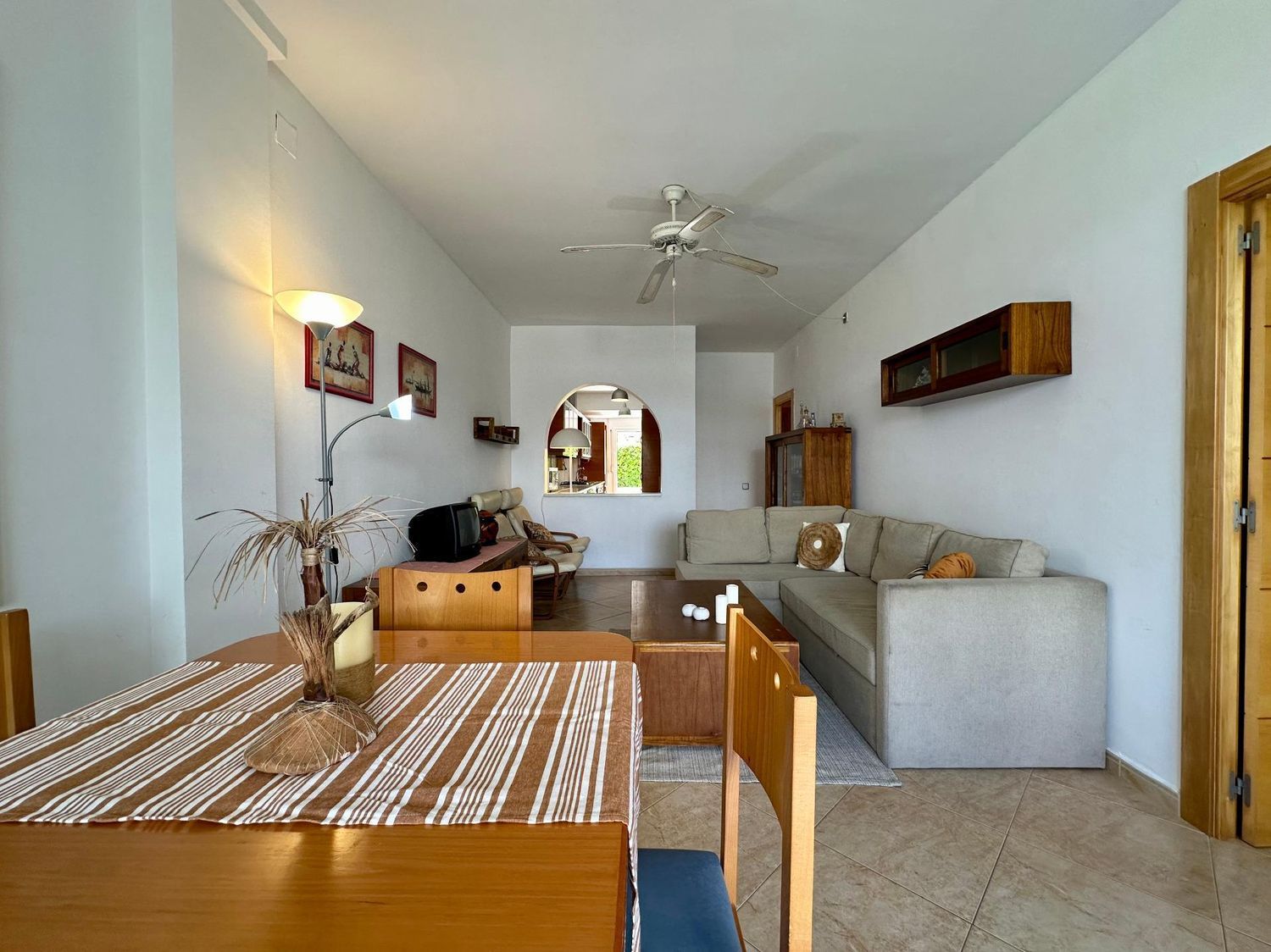 Apartamento à venda, em frente ao mar, no Paseo Marítim de Masia Blanca, em El Vendrell.