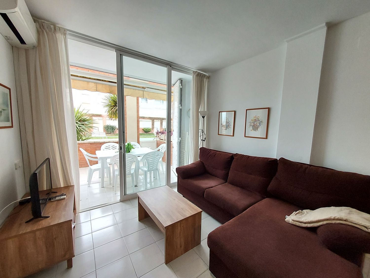 Apartment for sale, in first line of sea in Paseo Marítim Masia Blanca, in El Vendrell.