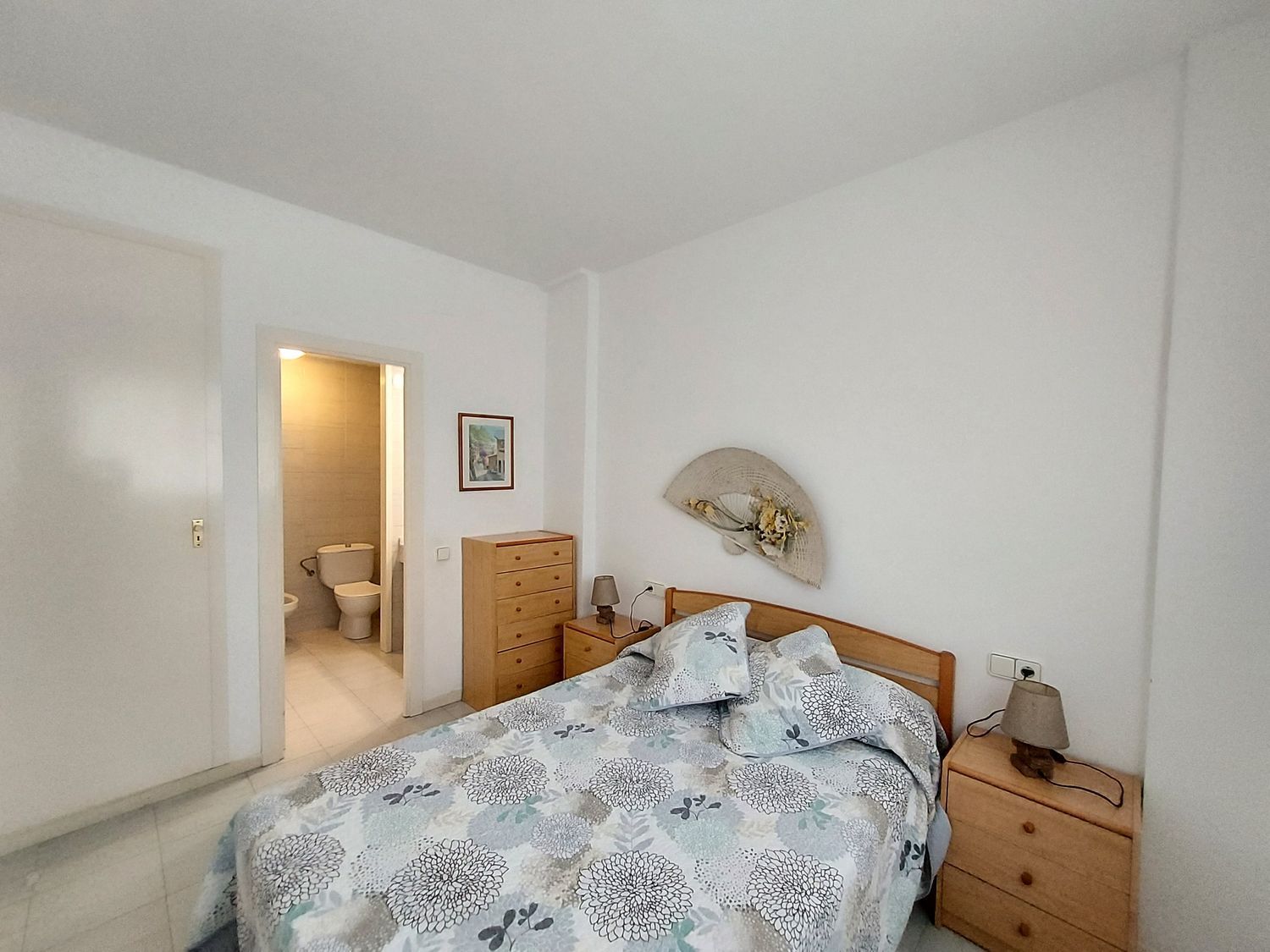 Apartamento à venda, em frente ao mar, no Paseo Marítim Masia Blanca, em El Vendrell.