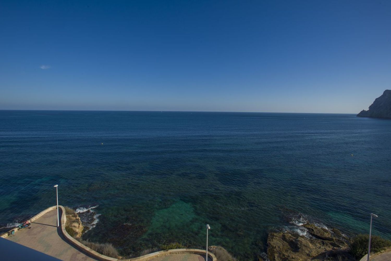 Àtic en venda, a primera línia de mar al Carrer Traumuntana, a Calp.