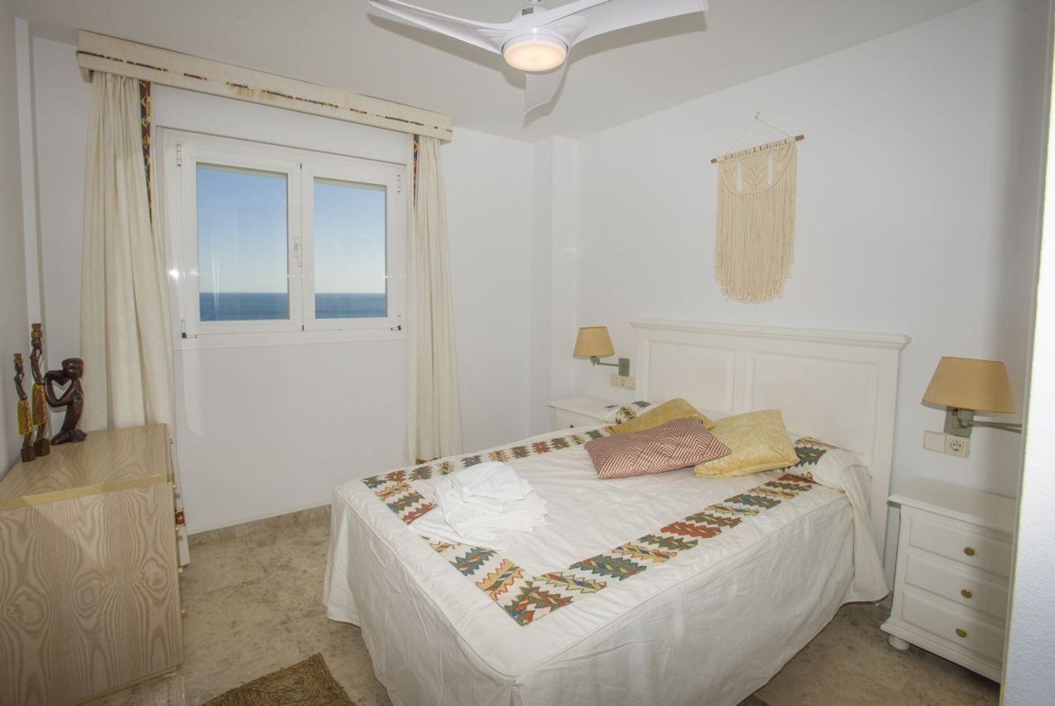 Penthouse for sale, in first sea line in Calle Traumuntana, in Calpe.