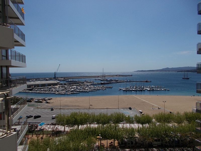 Pis en venda Palamós, Girona. Ref: 3699. Addurno.com