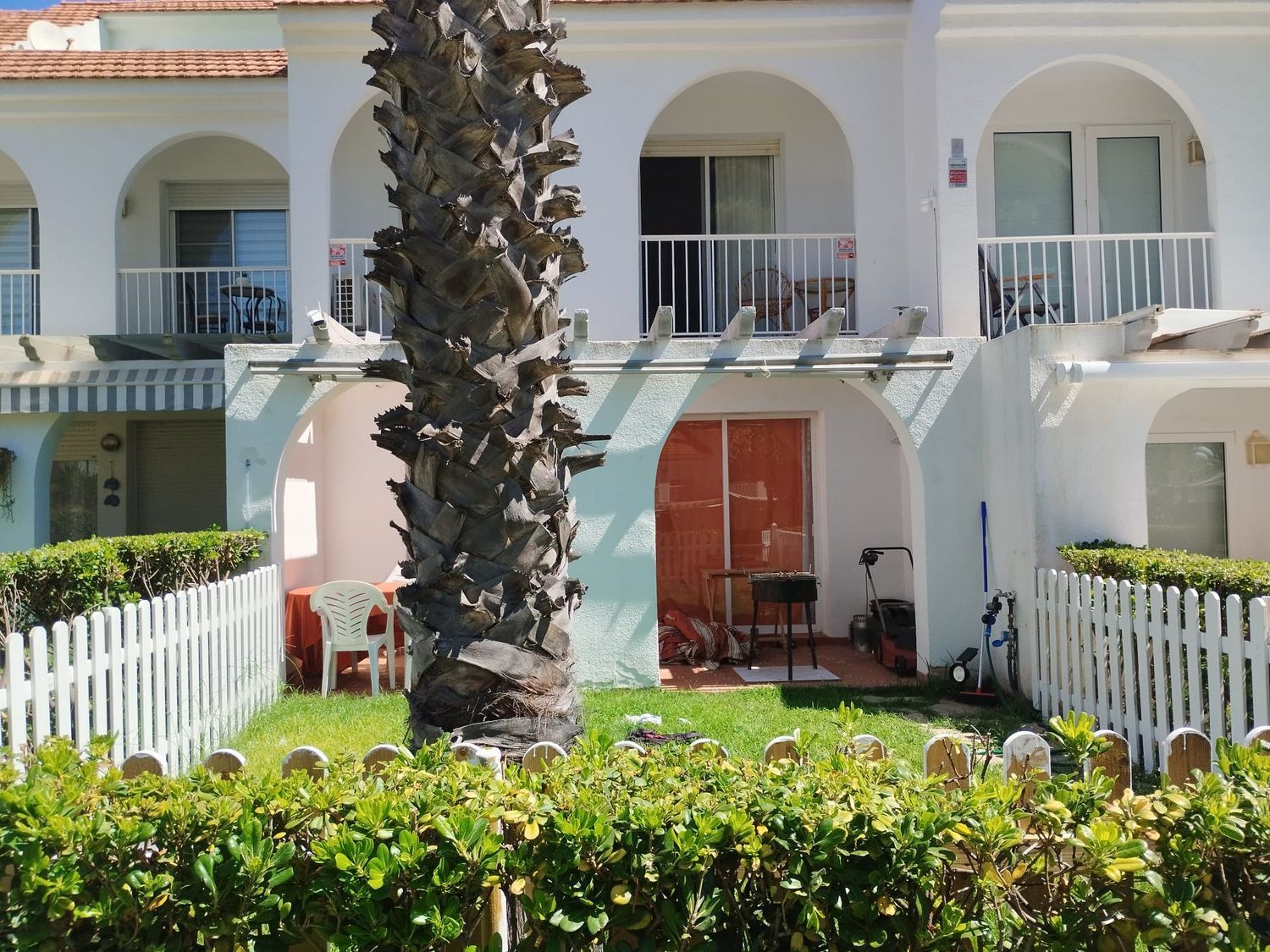 Terraced house for sale, in first line of sea in Aiguassera street, in Sant Carles de la Rápita.