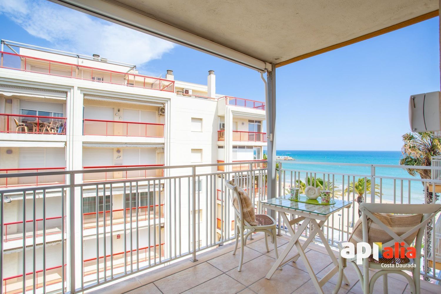 Piso en venta, en primera linea de mar en Paseo de Miramar, en Salou.