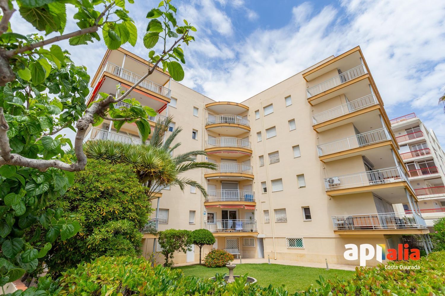 Piso en venta, en primera linea de mar en Paseo de Miramar, en Salou.