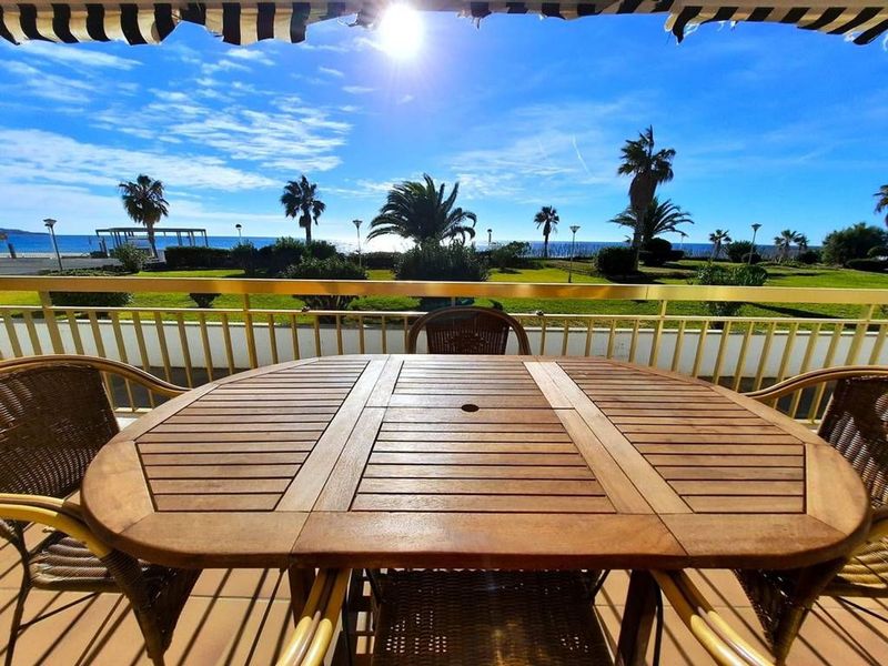 Flat for sale Cambrils, Tarragona. Ref: 3751. Addurno.com