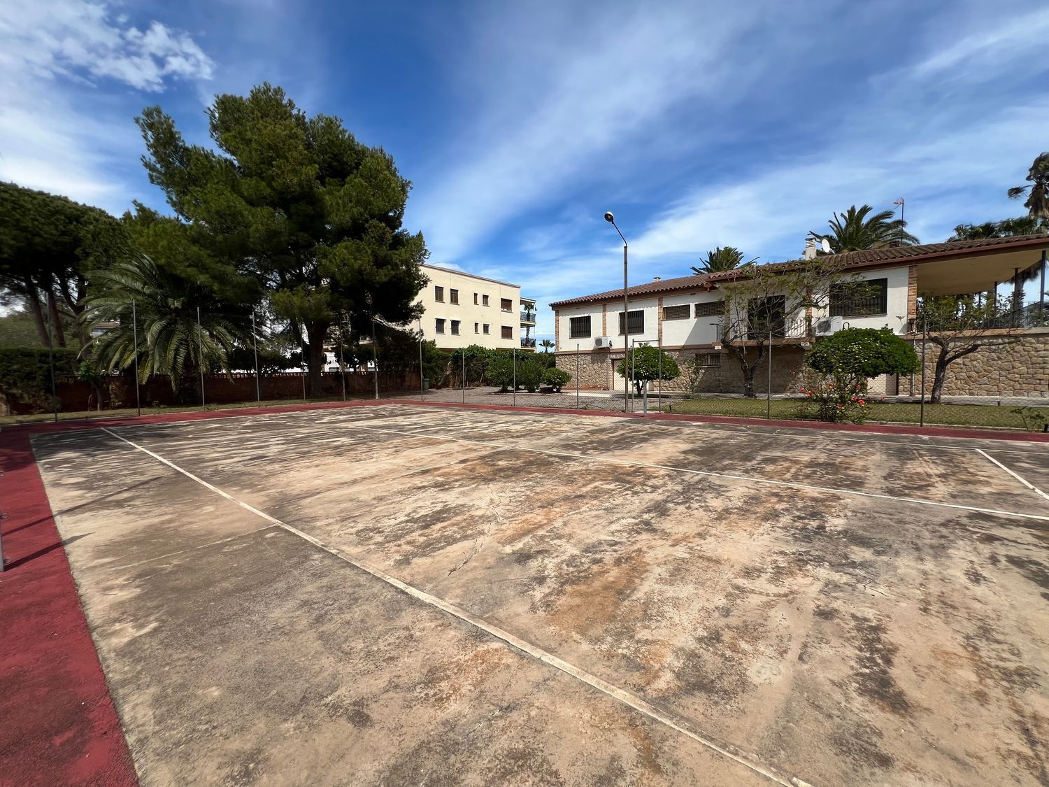 Casa à venda, em frente ao mar, na Avenida Ferrandis Salvador, em Castellón.