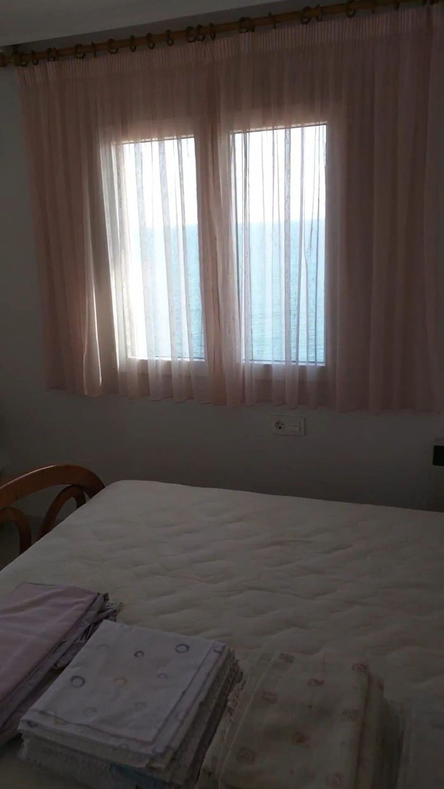 Apartamento à venda, em primeira linha de mar em Playa del Cura, em Torrevieja.