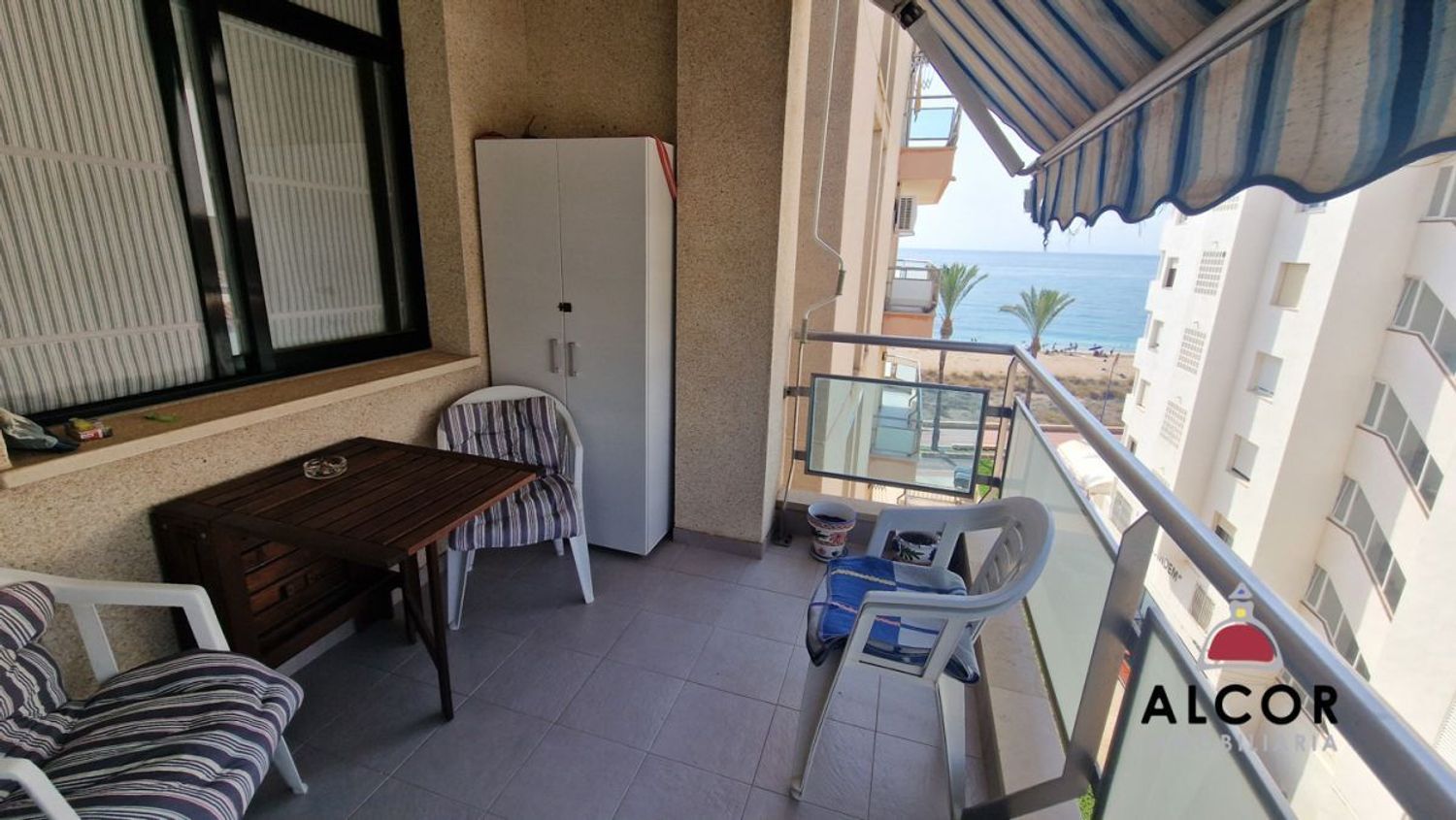 Apartment for sale, in first line of sea in Avendida del papa Luna, in Peñiscola.