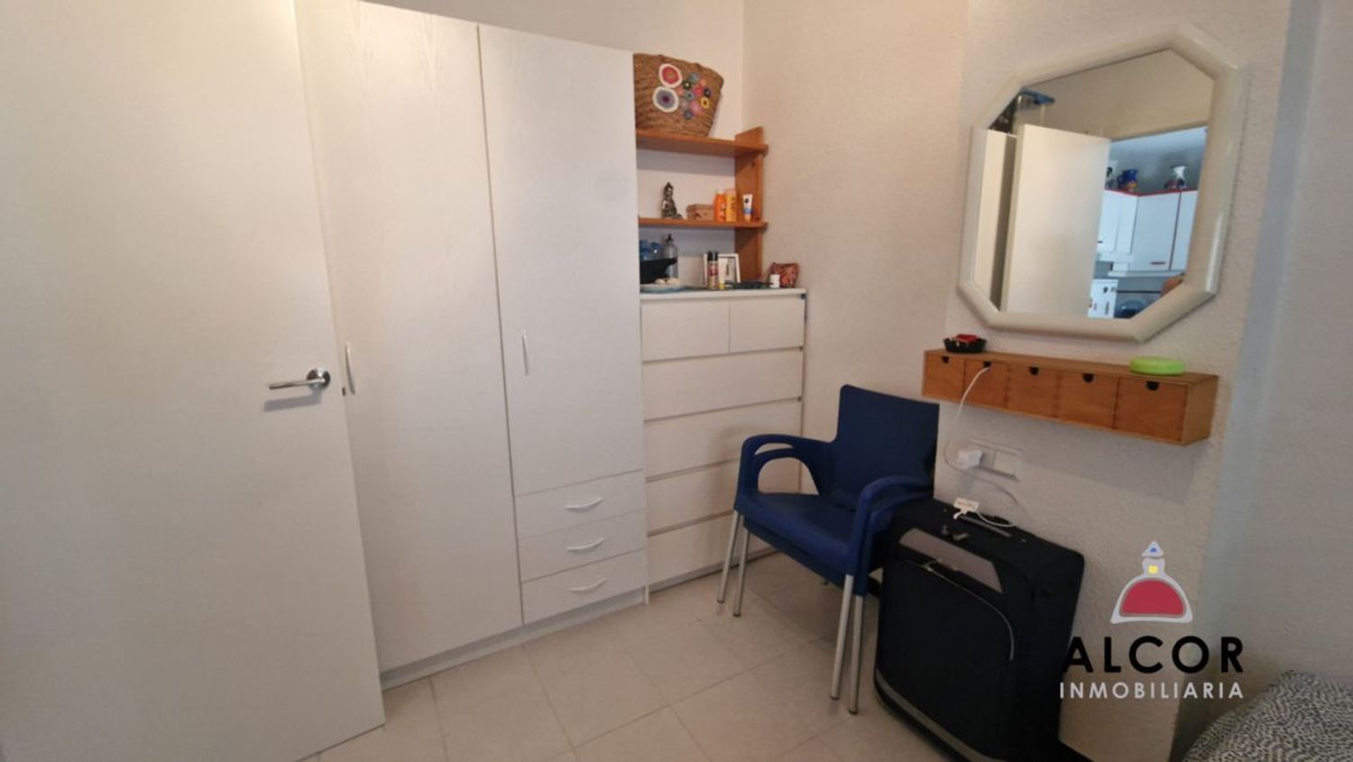 Apartamento para venda, em primeira linha de mar na Avendida del papa Luna, em Peñiscola.