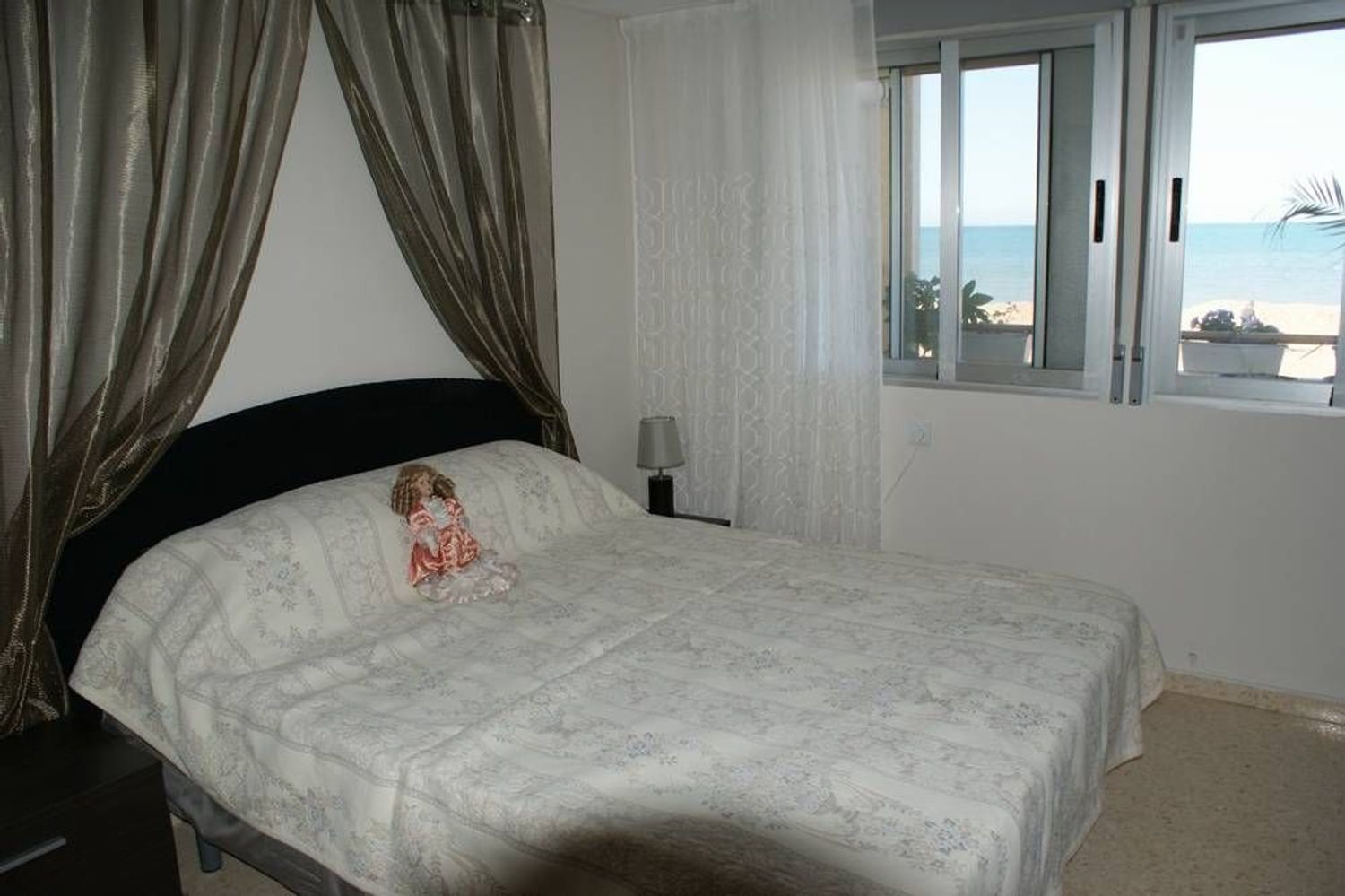 Apartment for sale, in first line of sea in Llac Tiberíades street, in Denia.