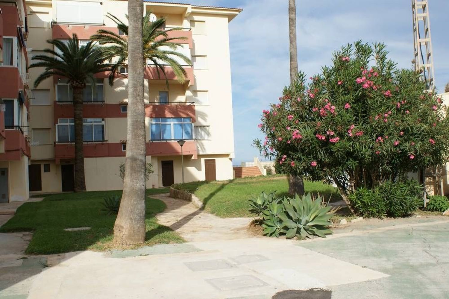 Apartment for sale, in first line of sea in Llac Tiberíades street, in Denia.