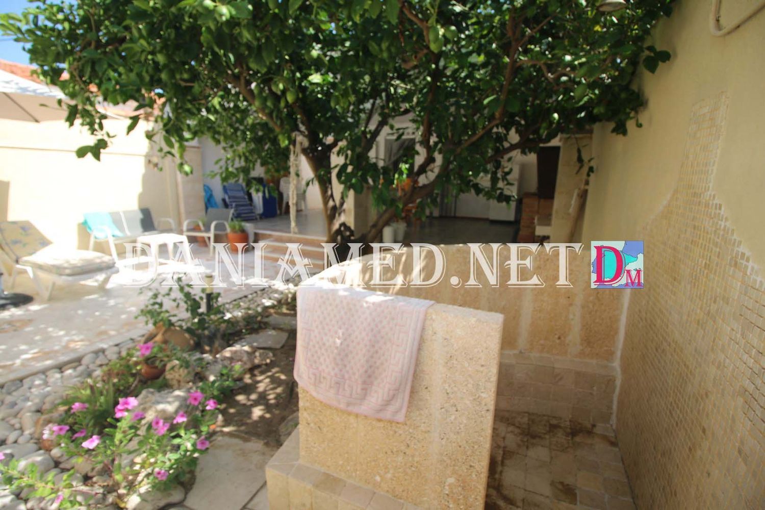 Semi-detached house for sale, in first sea line, in the neighborhood of Devesses, in Denia.