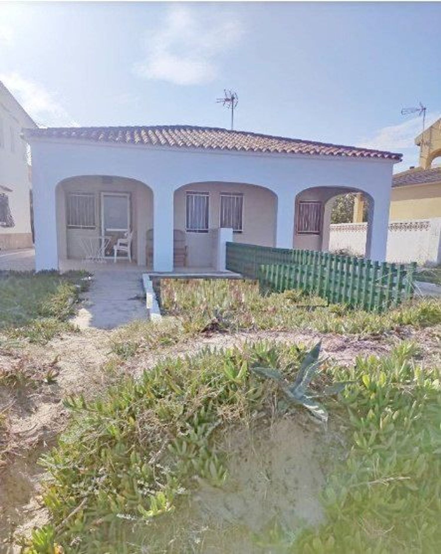 House for sale, in first line to the sea in devesses, in denia